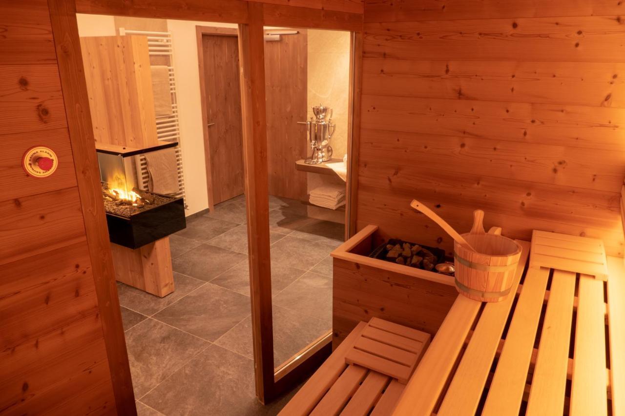 Villa Artic Apartments Кампитело ди Фаса Екстериор снимка